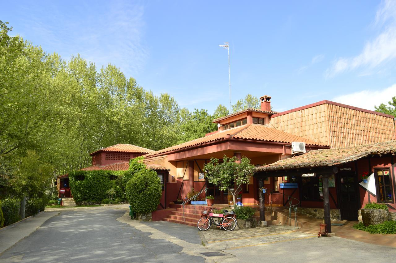 Camping El Pinajarro Hervás Exterior photo